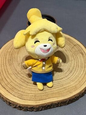 Animal Crossing Isabelle Plush Doll Toy